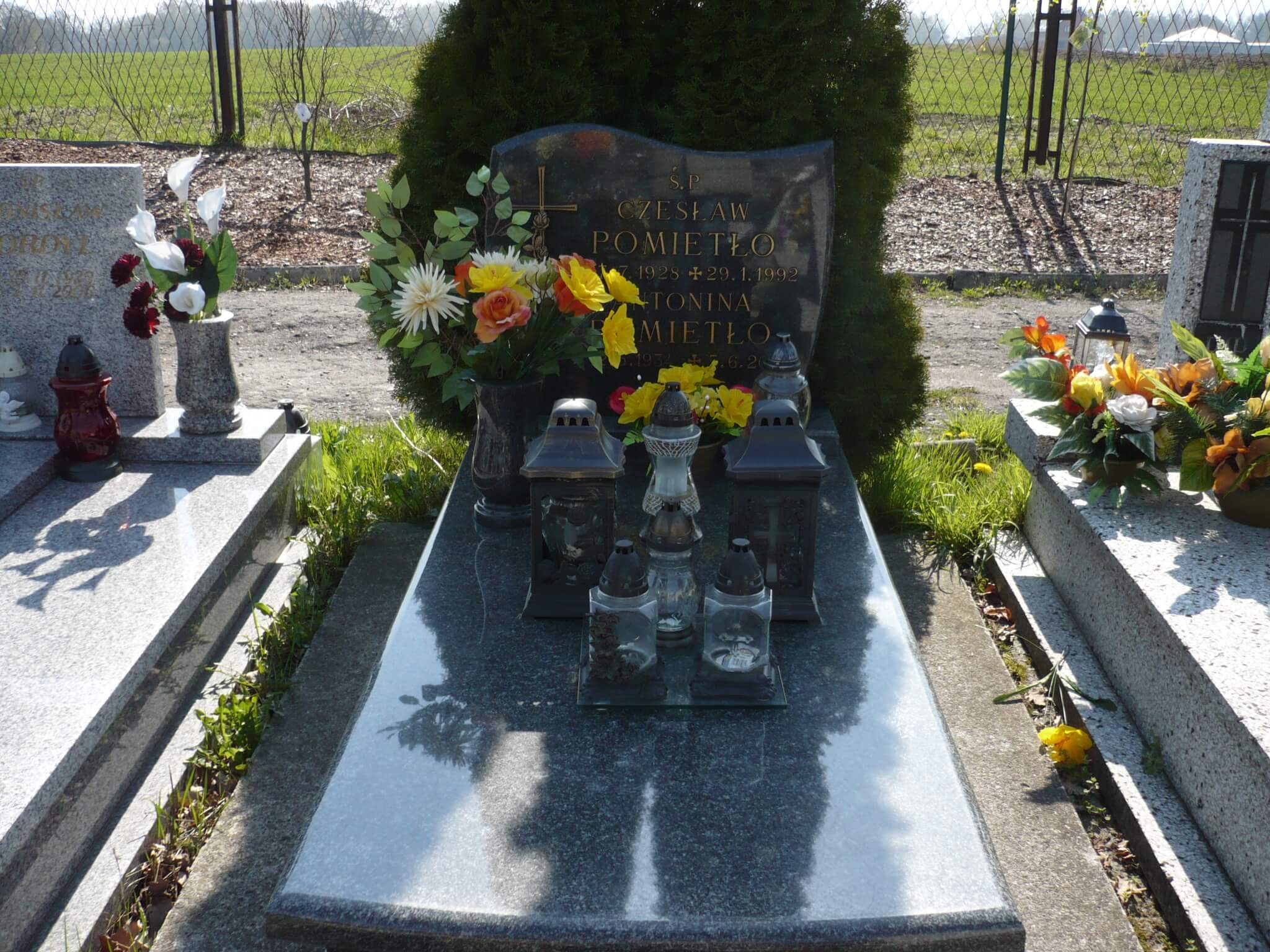 Grób Antonina Pomietło