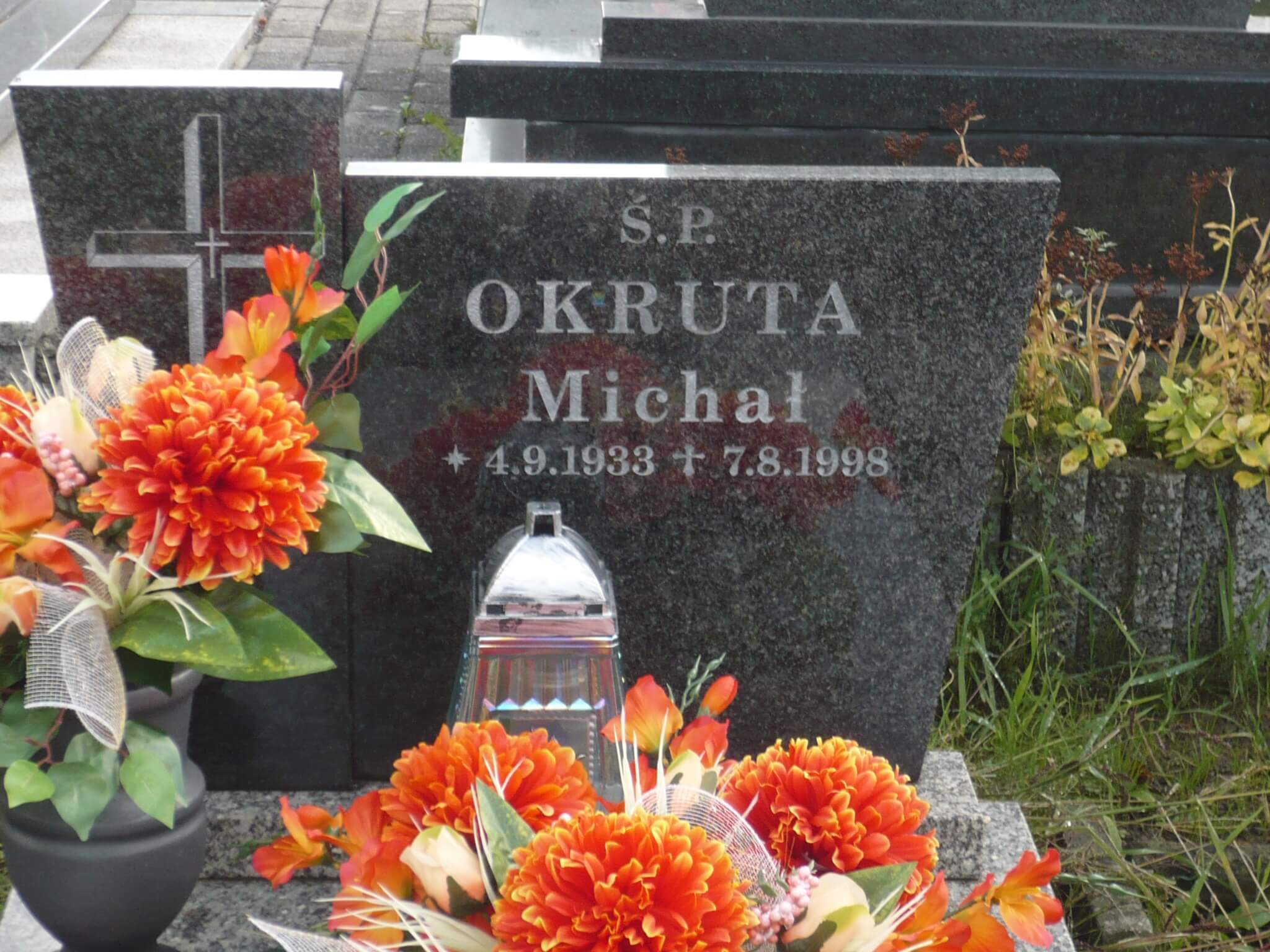 Grób Michał Okruta