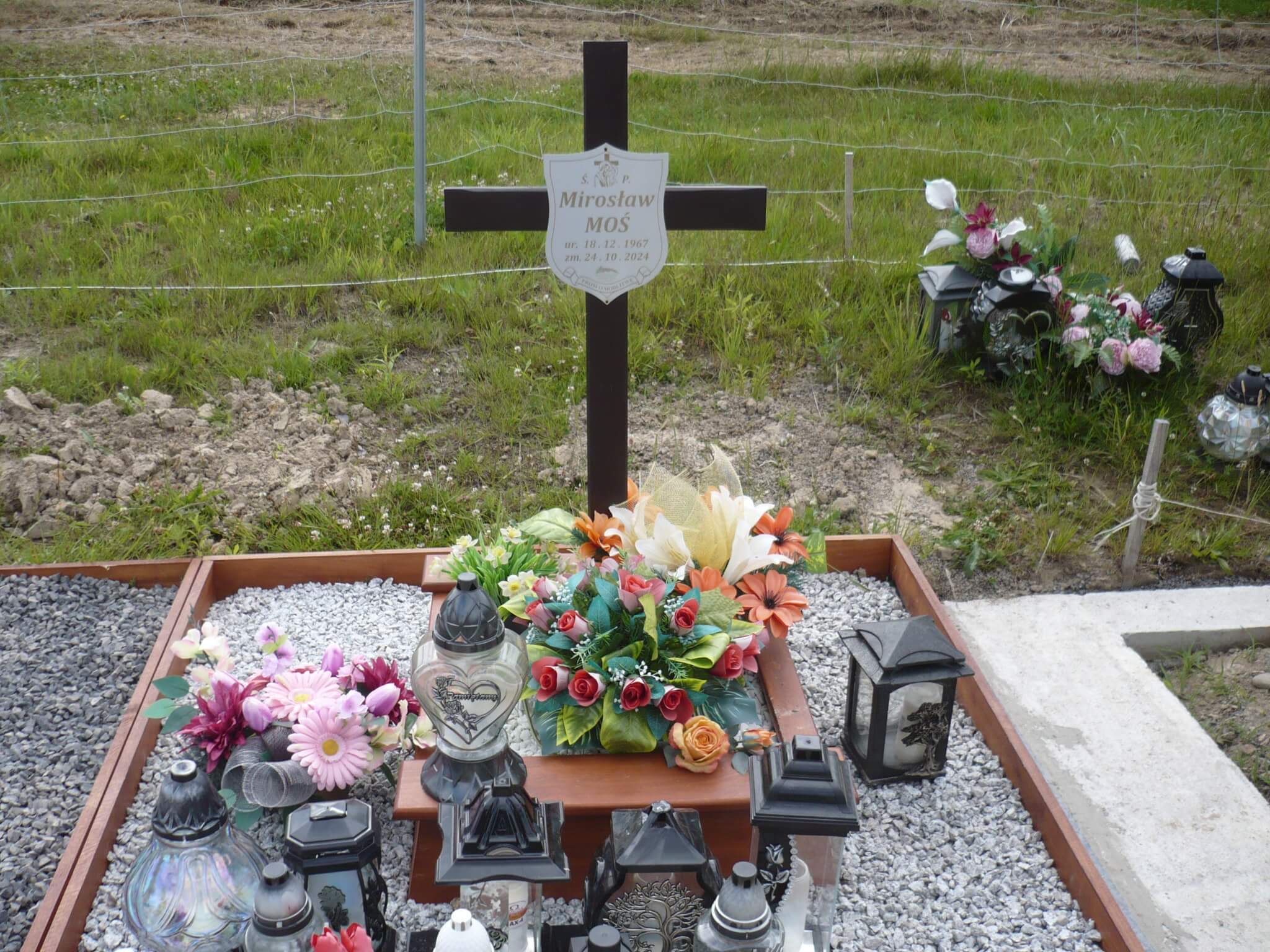 Mirosław Moś 1967 Czechowice - Grobonet - Wyszukiwarka osób pochowanych